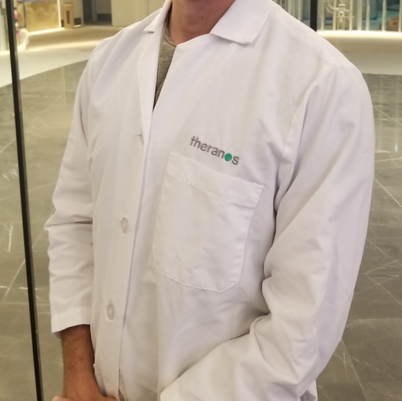 Theranos lab coat - Picture 2 of 10